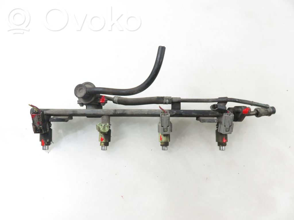Mitsubishi Outlander Polttoainepääputki 