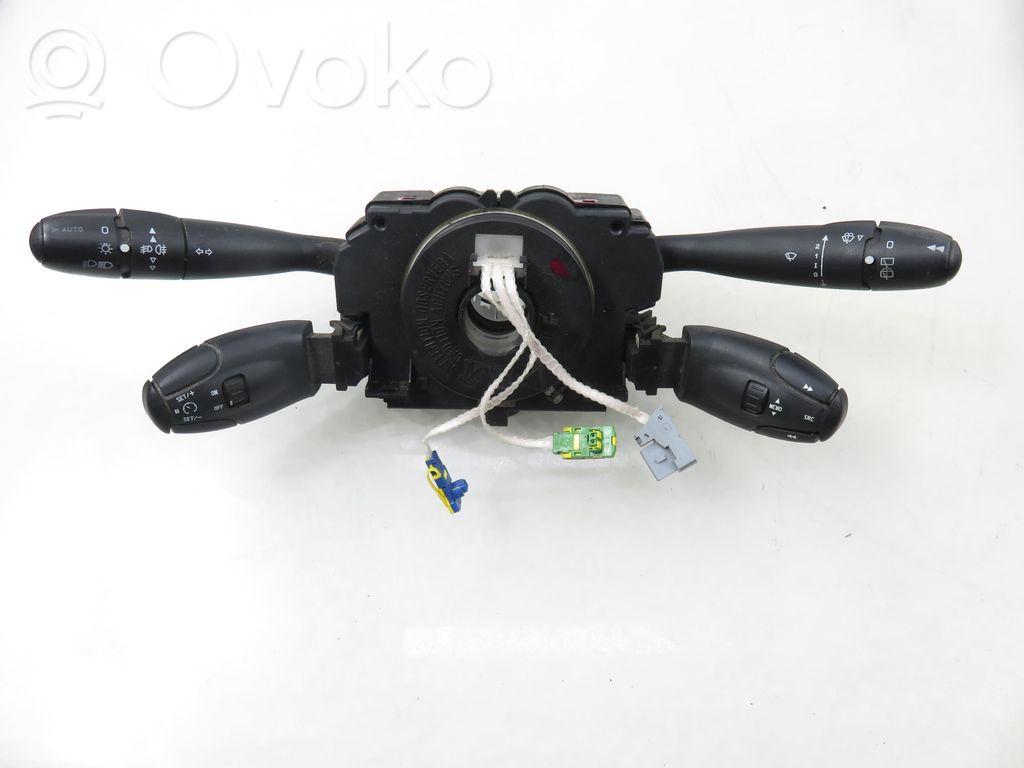 Citroen Xsara Picasso Interruptor/palanca de limpiador de luz de giro 