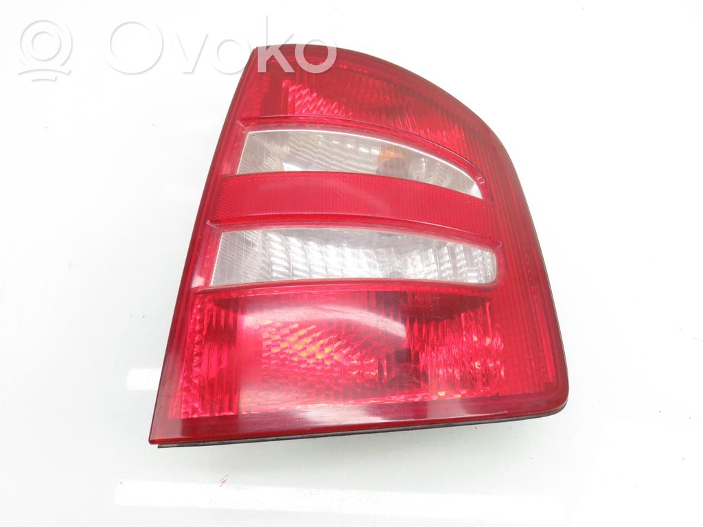 Skoda Fabia Mk1 (6Y) Lampă spate în caroserie 