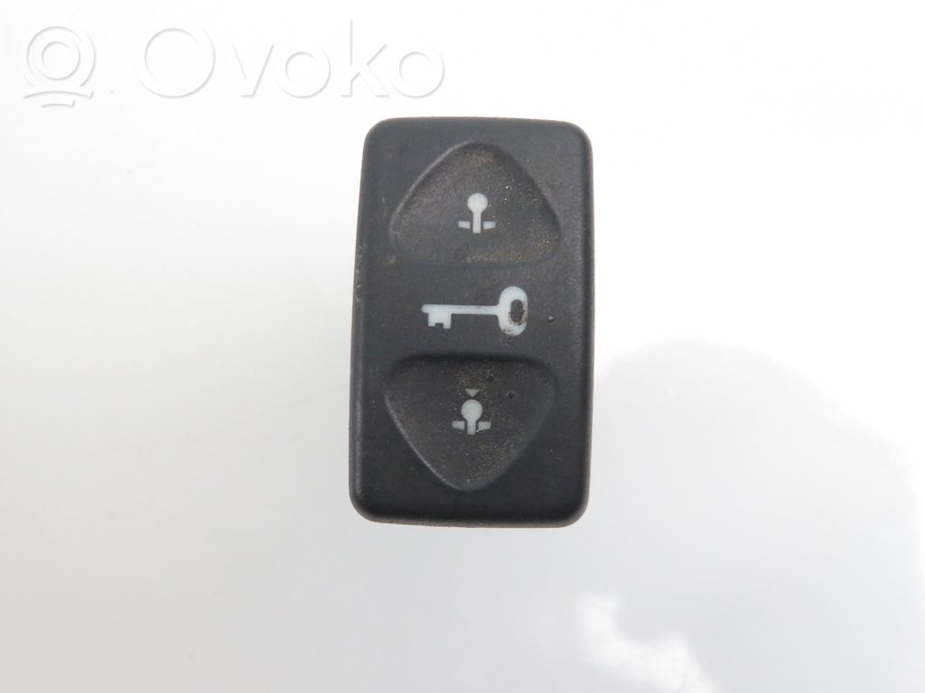 Land Rover Freelander Przycisk centralnego zamka