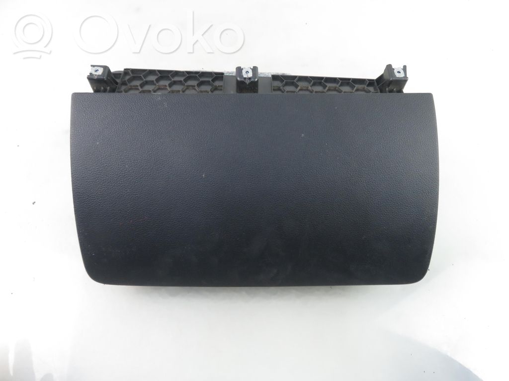 Audi Q7 4L Handschuhfach