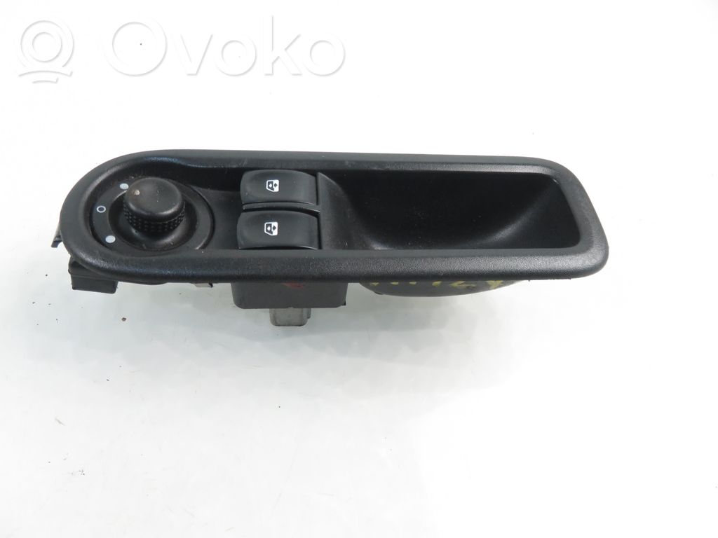 Renault Clio III Schalter el. Fensterheber