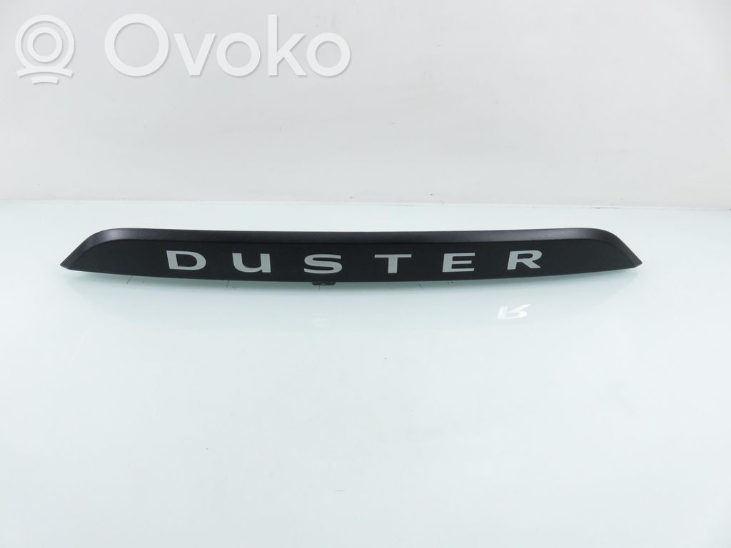 Dacia Duster Barra de luz de la matrícula/placa de la puerta del maletero 