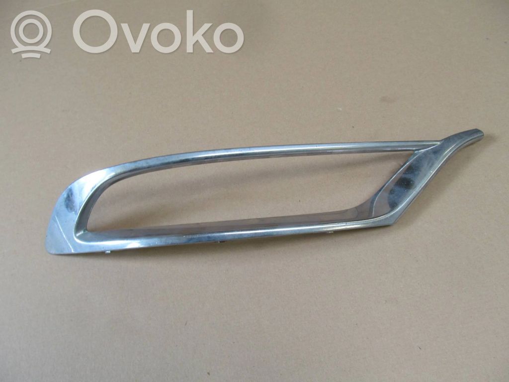 Chrysler 300C Krata halogenu 