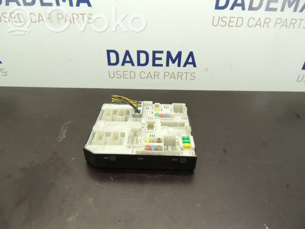 Renault Laguna III Ramka / Moduł bezpieczników 