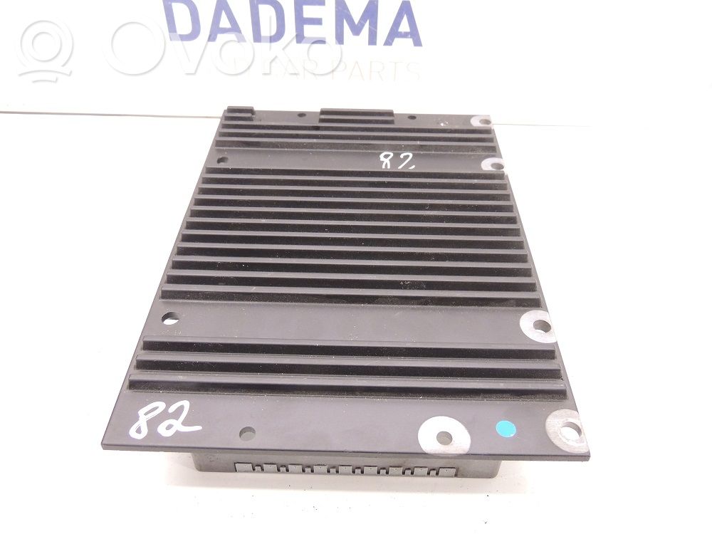 Vahvistin   31282140,31310007,D82