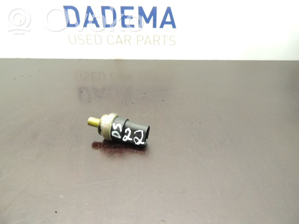 Audi A4 S4 B7 8E 8H Czujnik temperatury płynu chłodzącego 