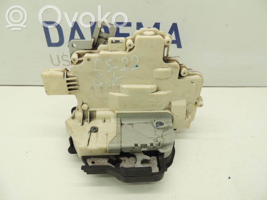 Audi A4 S4 B7 8E 8H Încuietoare ușă spate 