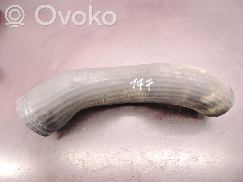 Volvo V70 Välijäähdyttimen letku 