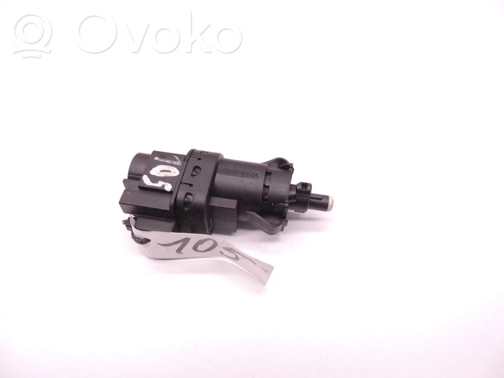 Volvo V50 Jarrupolkimen anturin kytkin 