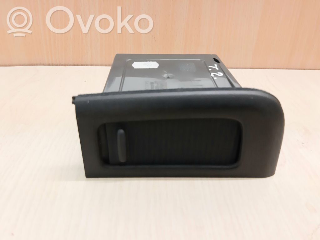 Volvo S80 Daiktadėžė 