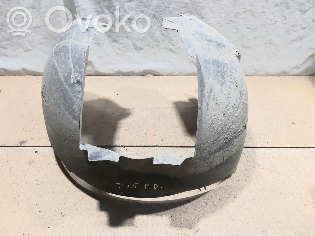 Front wheel arch liner splash guards