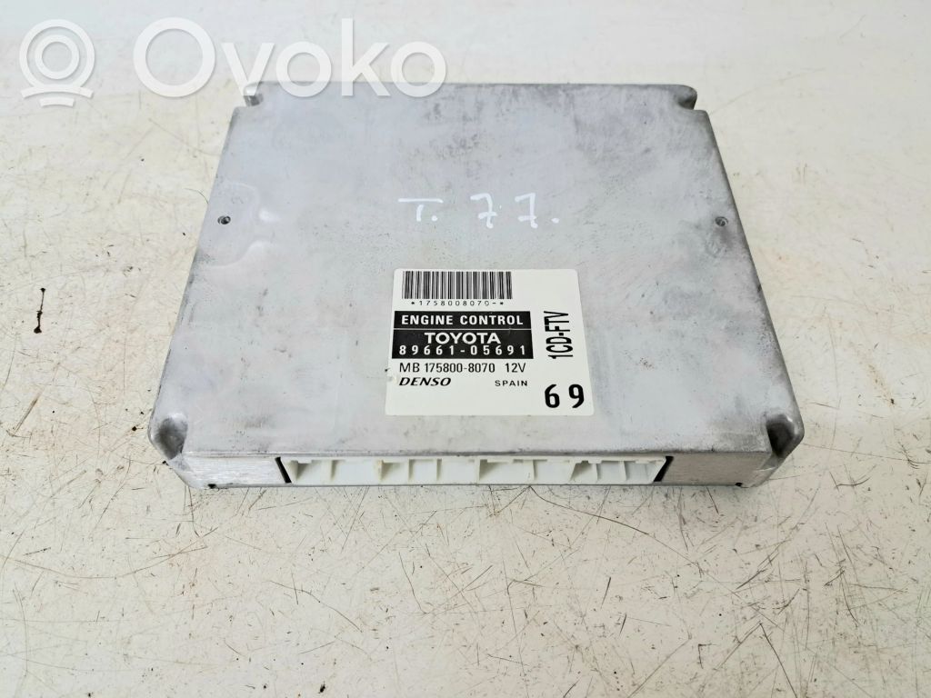 Toyota Avensis T250 Engine control unit/module 