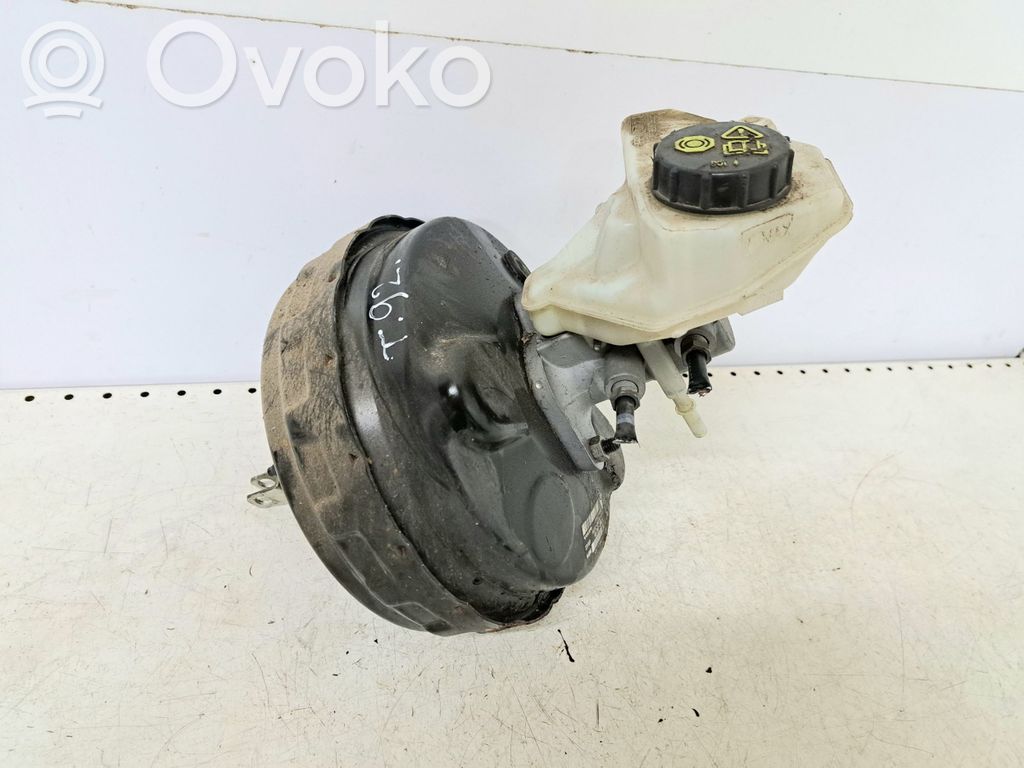 Volvo V70 Wspomaganie hamulca 