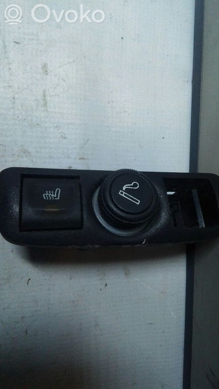 Opel Vectra B Seat heating switch 