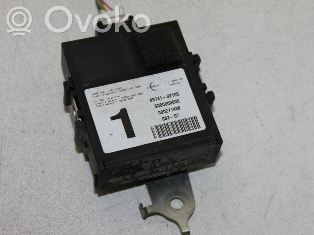 Toyota Auris 150 Door central lock control unit/module 