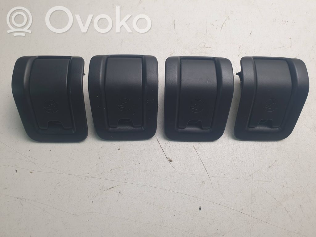 Cubierta ISOFIX   8V0887233A,1092448X