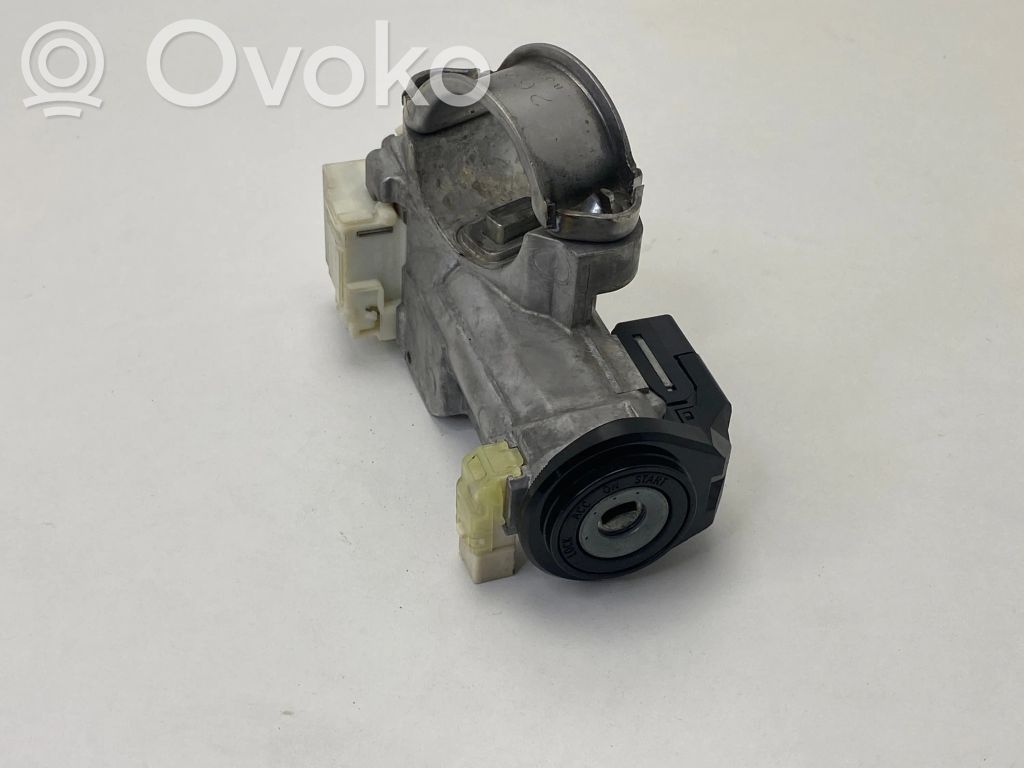 Toyota Corolla E210 E21 Užvedimo spynelė 