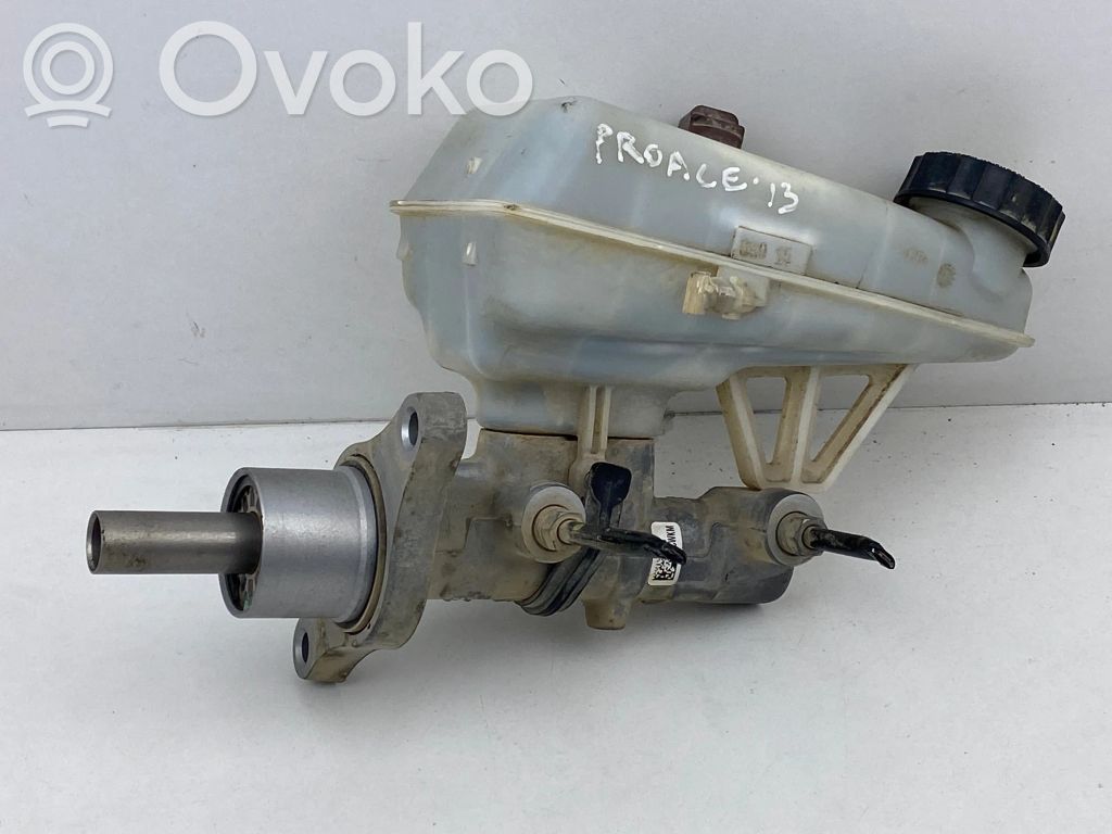 Toyota Proace Master brake cylinder 