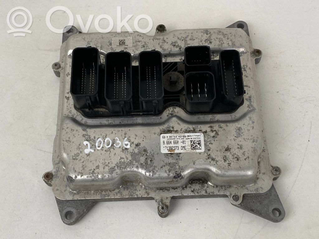 BMW 3 F30 F35 F31 Engine control unit/module 