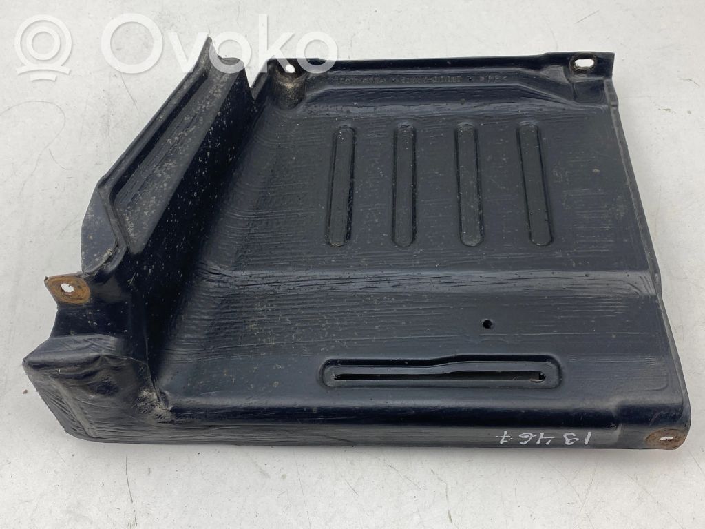 Toyota Yaris Engine splash shield/under tray 