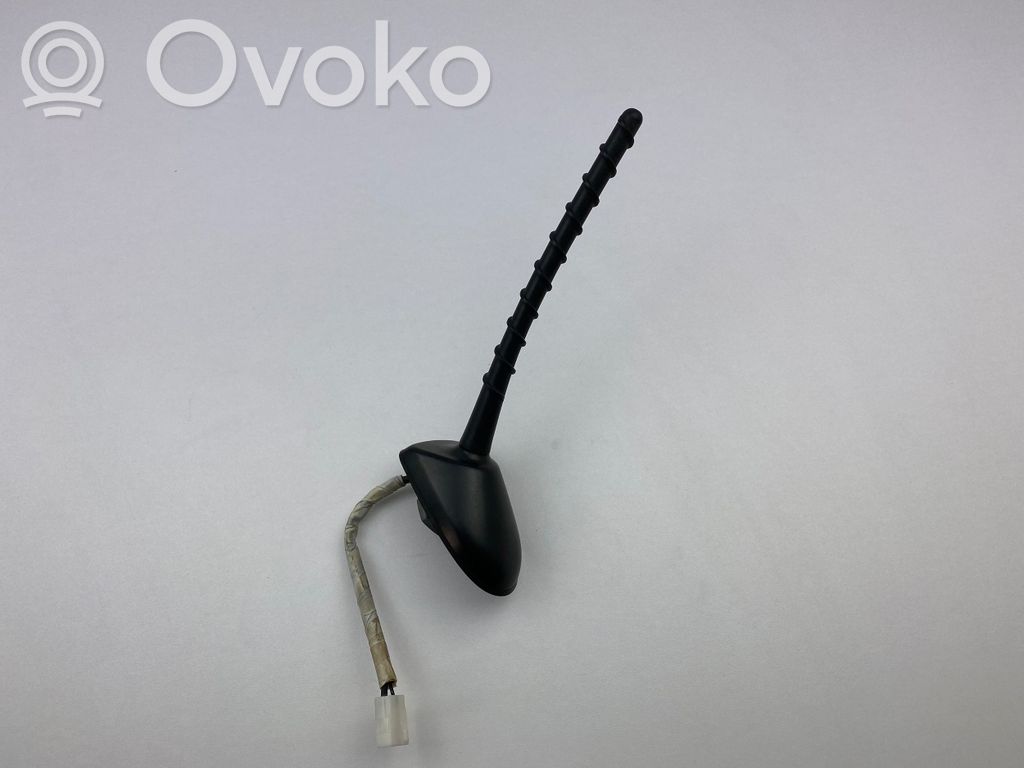 Toyota Prius (XW30) Antena GPS 