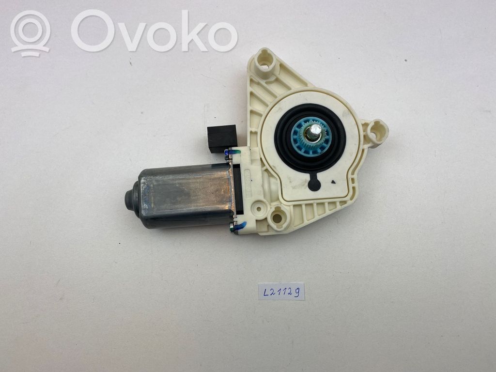 Audi Q5 SQ5 FY Silniczek podnoszenia szyby drzwi tylnych 