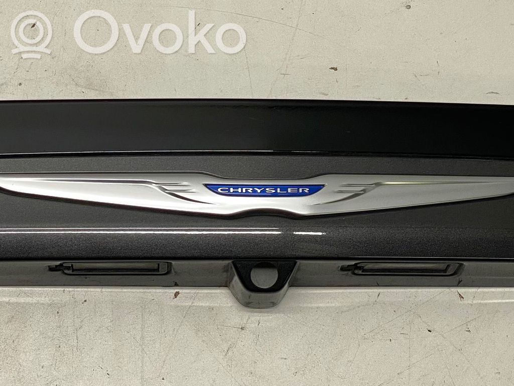 Chrysler Pacifica Éclairage de plaque d'immatriculation 