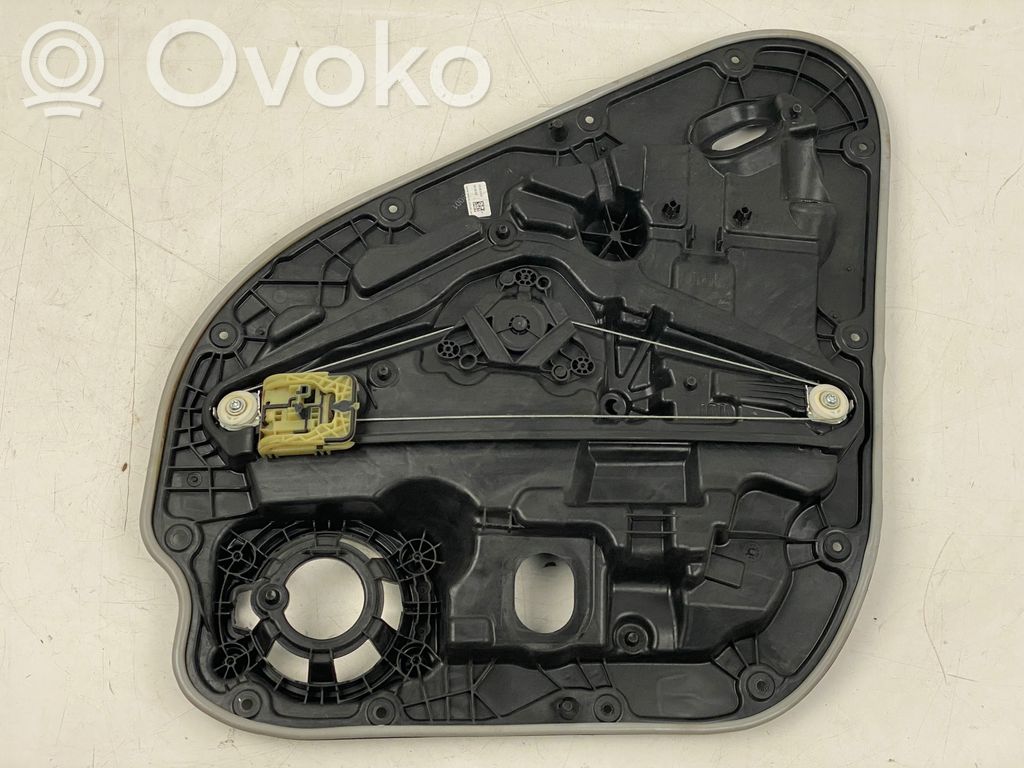 Volvo XC40 Mecanismo para subir la puerta trasera sin motor 