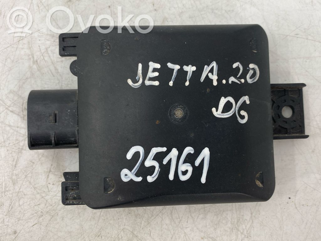 Volkswagen Jetta USA Blind spot module 