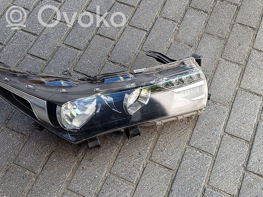 Toyota Corolla E160 E170 Headlight/headlamp 