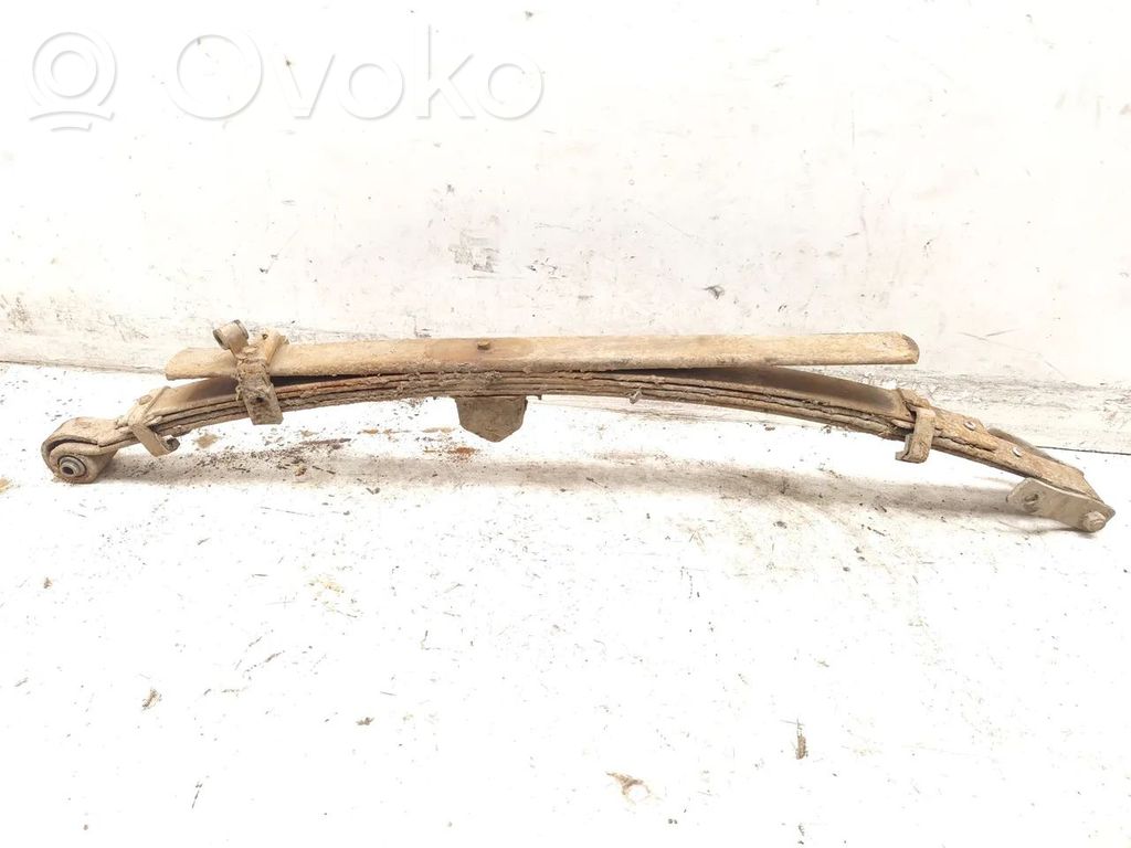 Rear leaf spring