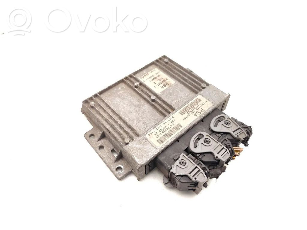 Ford Focus Engine control unit/module 