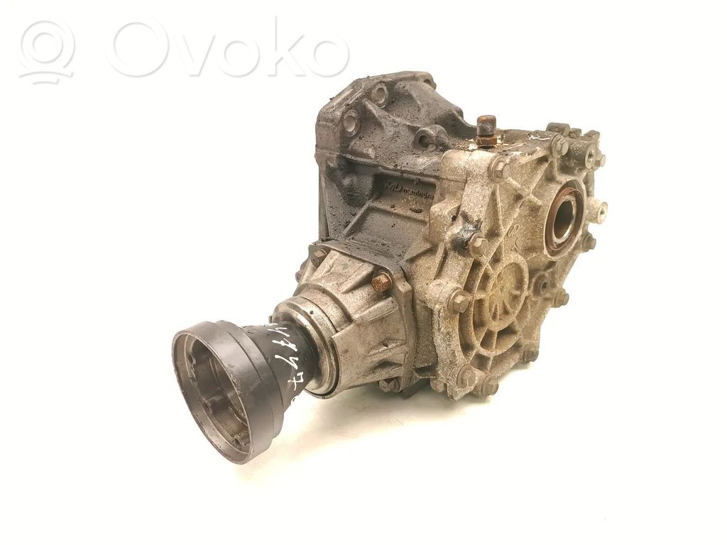 Gearbox transfer box case