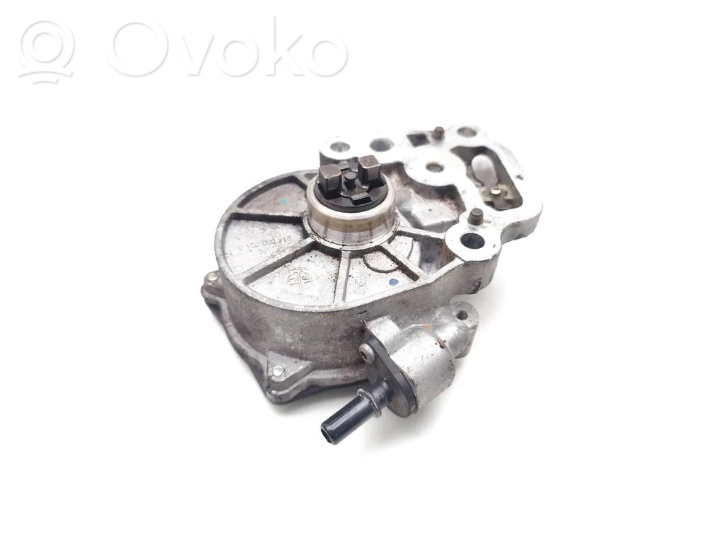 Opel Astra K Vacuum pump 