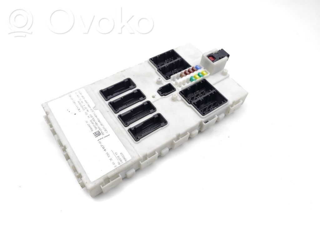 Unidad de control/módulo de carrocería central   9366407