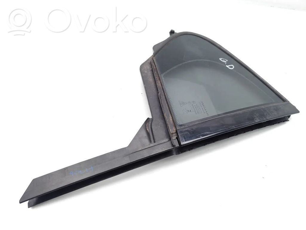Jaguar XE Rear vent window glass 