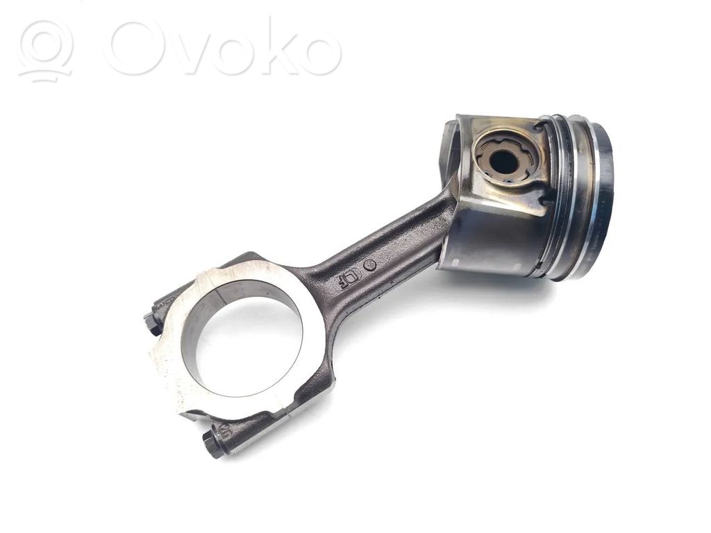 Fiat Doblo Piston with connecting rod 
