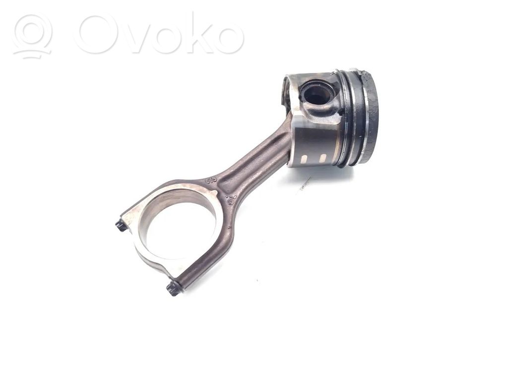 Citroen C4 Grand Picasso Piston with connecting rod 