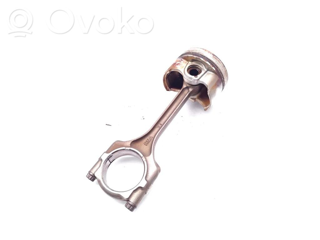 Honda Civic Piston with connecting rod 