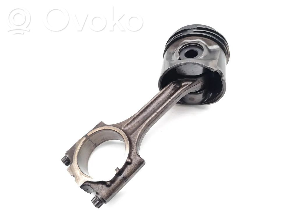 Volvo C70 Piston with connecting rod 