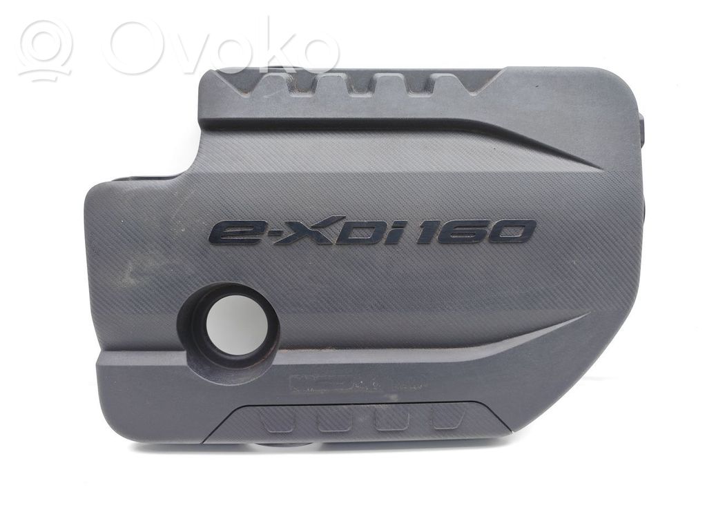 Couvercle cache moteur   A6730100214