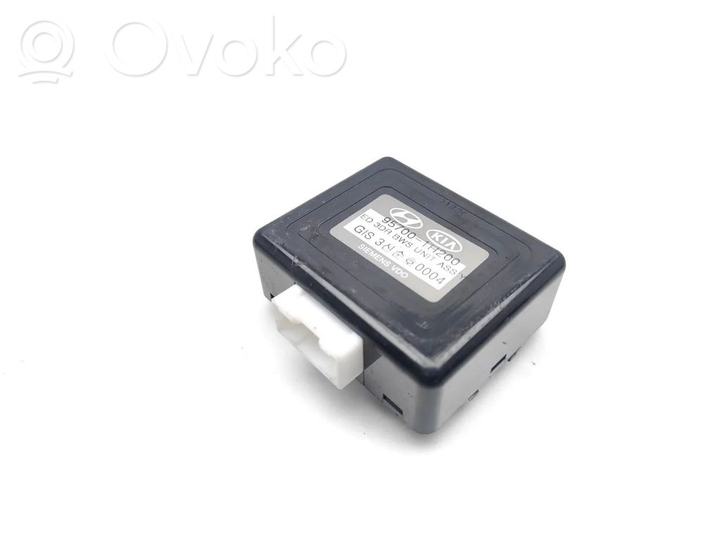Parking PDC control unit/module   957001H200