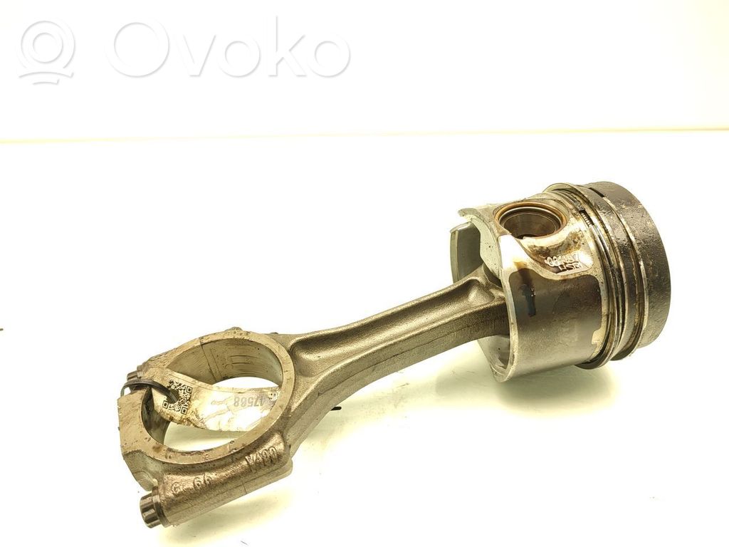 Audi A4 S4 B8 8K Tłok z korbowodem 