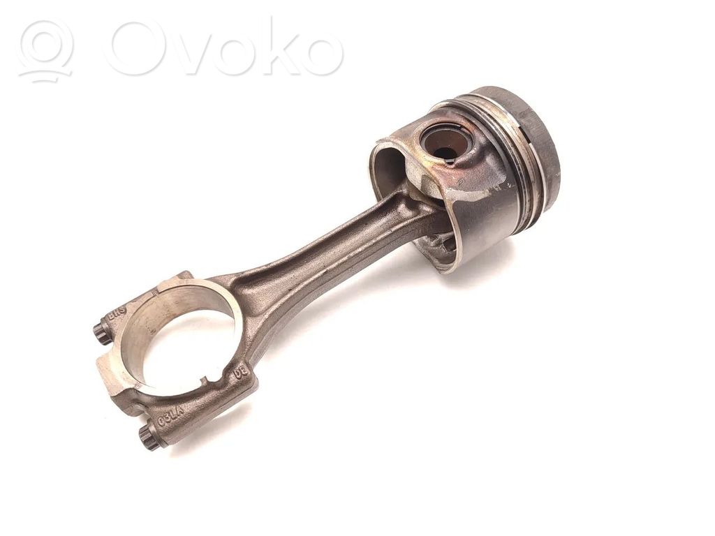 Volkswagen Caddy Stūmoklis su švaistikliu 