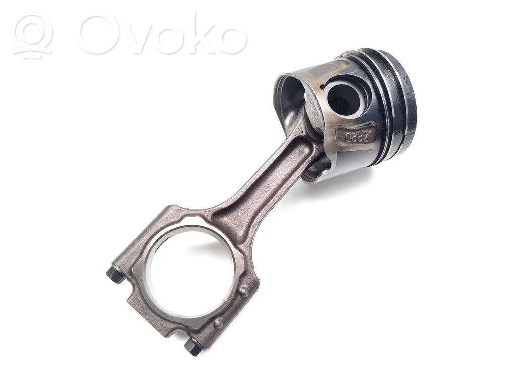 Opel Antara Piston with connecting rod 