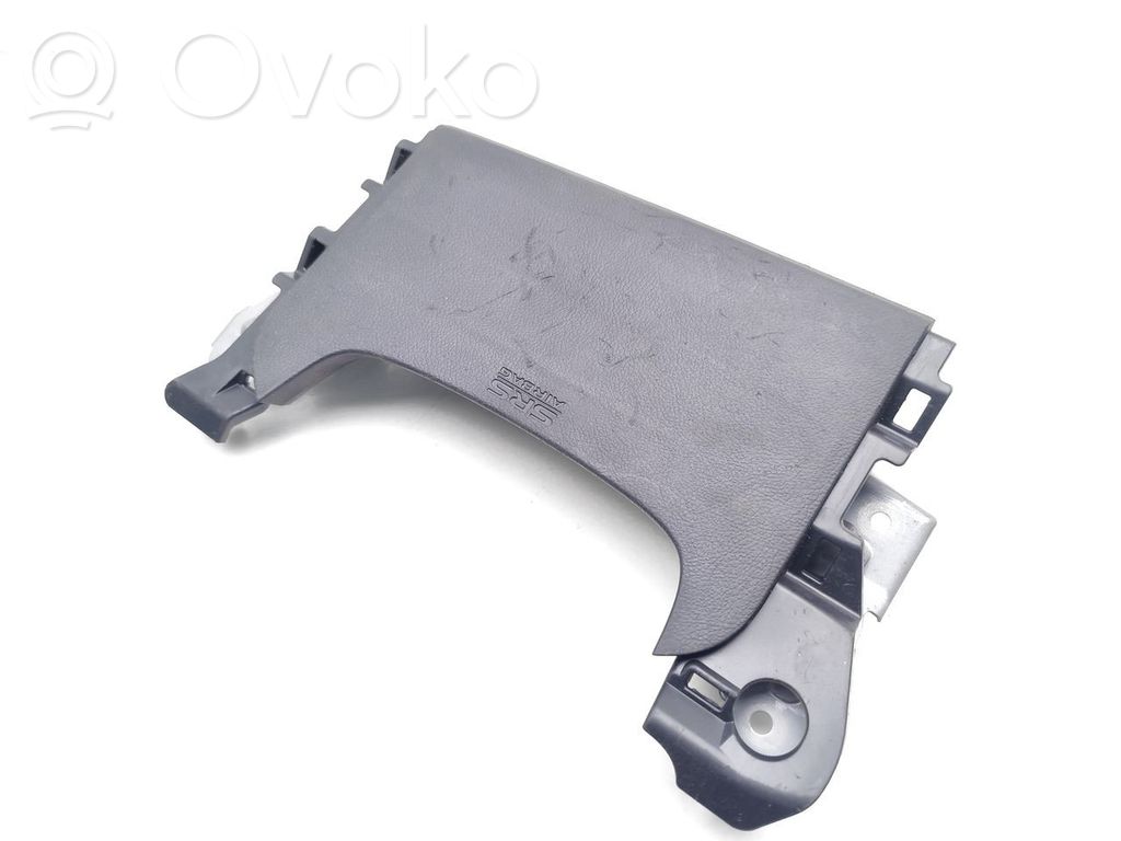 Mitsubishi Outlander Knieairbag