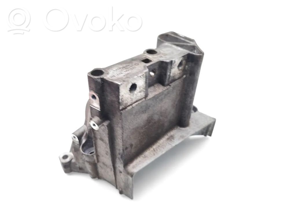 Volkswagen Polo V 6R Engine mounting bracket 