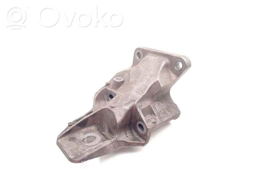 Engine mounting bracket   CPLA6037CB