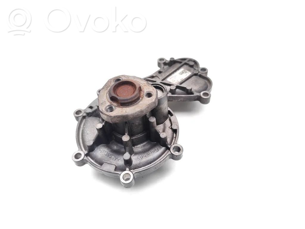 Audi A7 S7 4G Engine coolant pipe/hose 